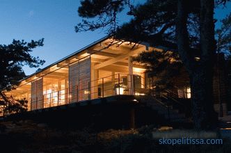 Mimar stüdyo Sigge Arkkitehdit Oy tarafından küçük modern okyanus kıyısında yazlık