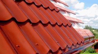 Metal çatı kaplama - SNiP, malzeme ve kurulum teknolojisi için gereksinimleri açıklar